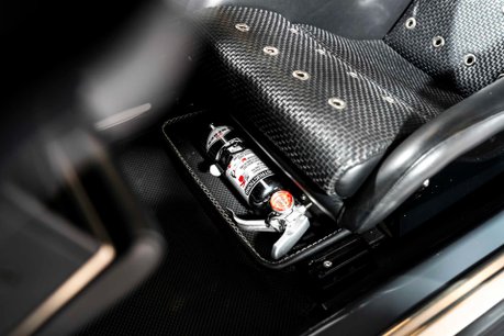 Porsche 911 SINGER 911 SUSSEX COMMISSION. INFORMATION COMING SOON. 64