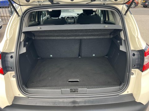 Renault Captur 1.2 TCe Dynamique S MediaNav EDC Euro 5 5dr 32
