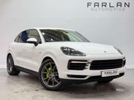 Porsche Cayenne 3.0 V6 E-Hybrid 14.1kWh SUV 5dr Petrol Plug-in Hybrid TiptronicS 4WD Euro 6 1