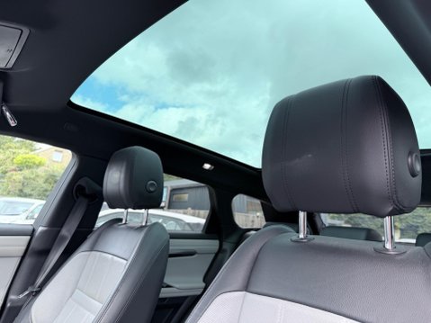 Land Rover Range Rover Evoque 2.0 D180 First Edition Auto 4WD Euro 6 (s/s) 5dr 30