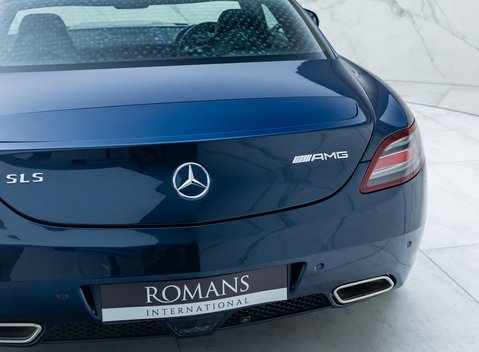 Mercedes-Benz SLS AMG 29