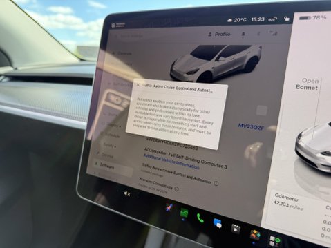 Tesla Model Y (Dual Motor) Long Range SUV 5dr Electric Auto 4WDE (384 bhp) 40