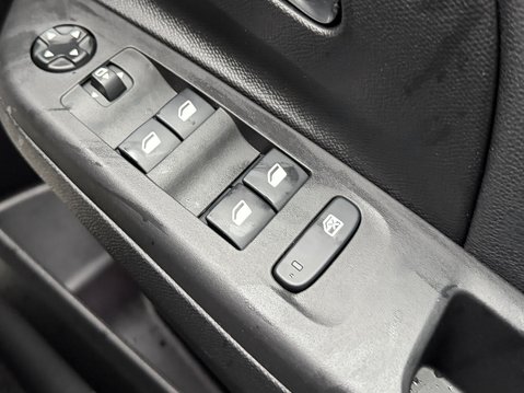 Vauxhall Corsa 100kW Elite Premium 50kWh 5dr Auto [11kWCh] 32