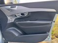 Volvo XC90 2.0 D5 PowerPulse R-Design Auto 4WD Euro 6 (s/s) 5dr 38