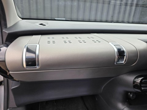 Citroen C4 Cactus 1.2 PureTech Flair Euro 6 5dr (Euro 6) 30