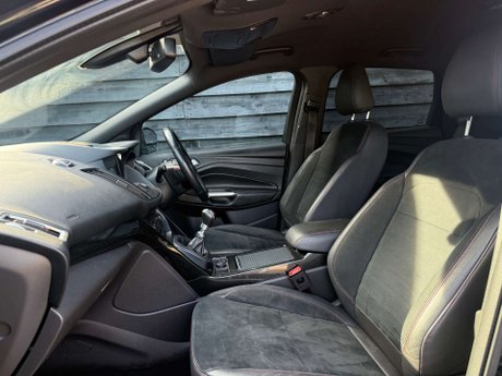 Ford Kuga 1.5 Kuga ST-Line 5dr 42