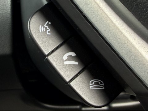 Suzuki S-Cross 1.4 Boosterjet 48V Hybrid Motion 5dr Auto 31