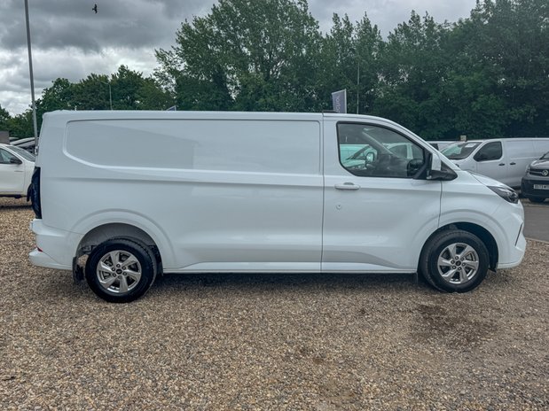 Ford Transit Custom AUTO LWB [SOLD MM] L2H1 Low Roof Limited DELIVERY 5