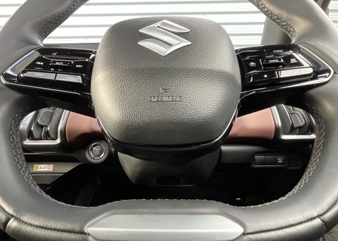 Suzuki e Vitara ULTRA 26