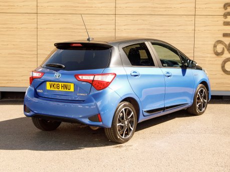 Toyota Yaris VVT-I BI-TONE