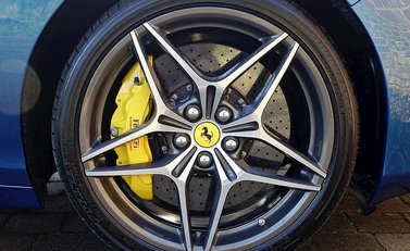 Ferrari California T 18