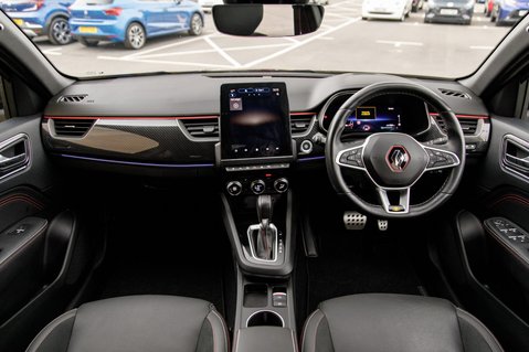 Renault Arkana RS LINE E-TECH 3
