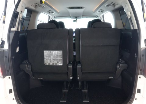 Toyota Vellfire 2.4 PETROL AUTO 5dr 52