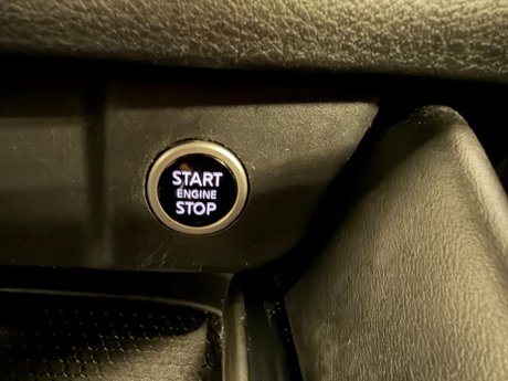 Nissan Qashqai 1.3 DIG-T MHEV N-Connecta XTRON Euro 6 (s/s) 5dr 14