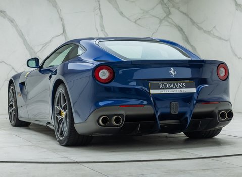 Ferrari F12 Berlinetta 10