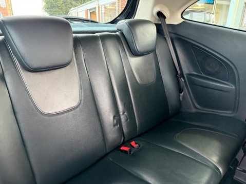 Ford Ka 1.2 Zetec Euro 4 3dr 24