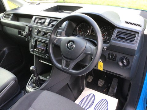 Volkswagen Caddy Maxi 2.0 C20 TDI STARTLINE 101 BHP 10