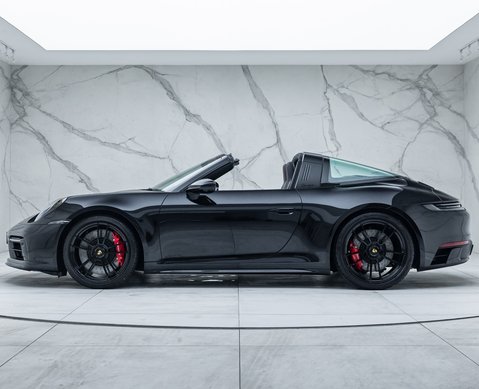 Porsche 911 Targa 4 GTS (992) 