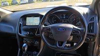 Ford Focus 1.0T EcoBoost ST-Line Hatchback 5dr Petrol Auto Euro 6 (s/s) (125 ps) 42