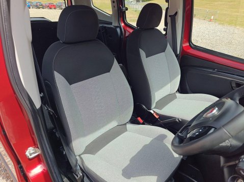 Fiat Qubo 1.4 Lounge Euro 6 5dr WAV Wheelchair Accessible Vehicle 23