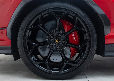 Lamborghini Urus PERFORMANTE