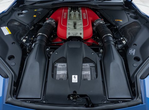 Ferrari 812 Superfast 35