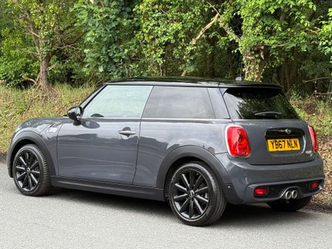 Mini Hatch 2.0 Cooper SD 3dr 28