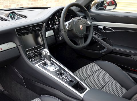 Porsche 911 50th Anniversary Edition 22