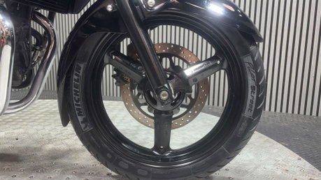 Suzuki Inazuma GW 2013 ONLY 12K NEW MOT WARRANTY 250CC COMMUTER BIKE 35