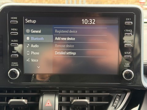 Toyota C-HR DESIGN 23