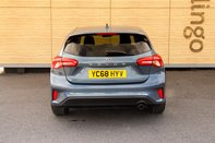 Ford Focus ZETEC 6