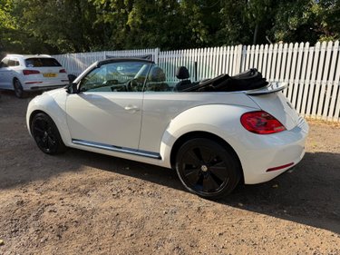 Volkswagen Beetle SPORT TDI BLUEMOTION TECHNOLOGY DSG 4