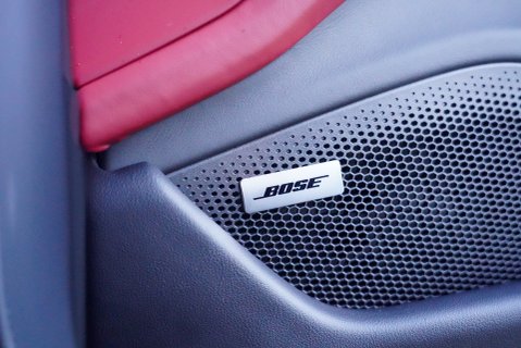 Porsche Taycan Performance Plus 93.4kWh 18