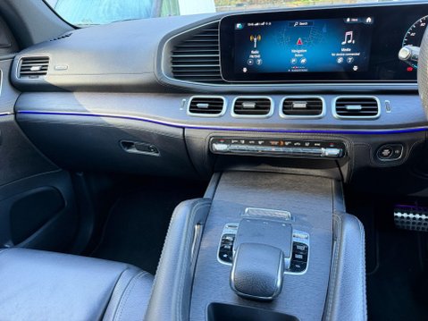 Mercedes-Benz GLE 2.0 GLE300d AMG Line (Premium) SUV 5dr Diesel G-Tronic 4MATIC Euro 6 (s/s) 53