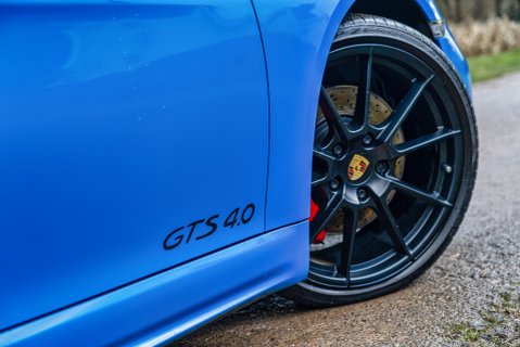 Porsche 718 CAYMAN 4.0 GTS 6