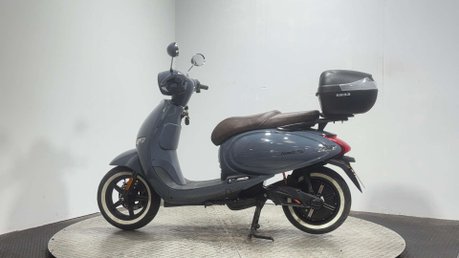 Lexmoto LX06 SCOOTER 2023 ONLY 1500 MILES CLEAN PROJECT 125CC 4