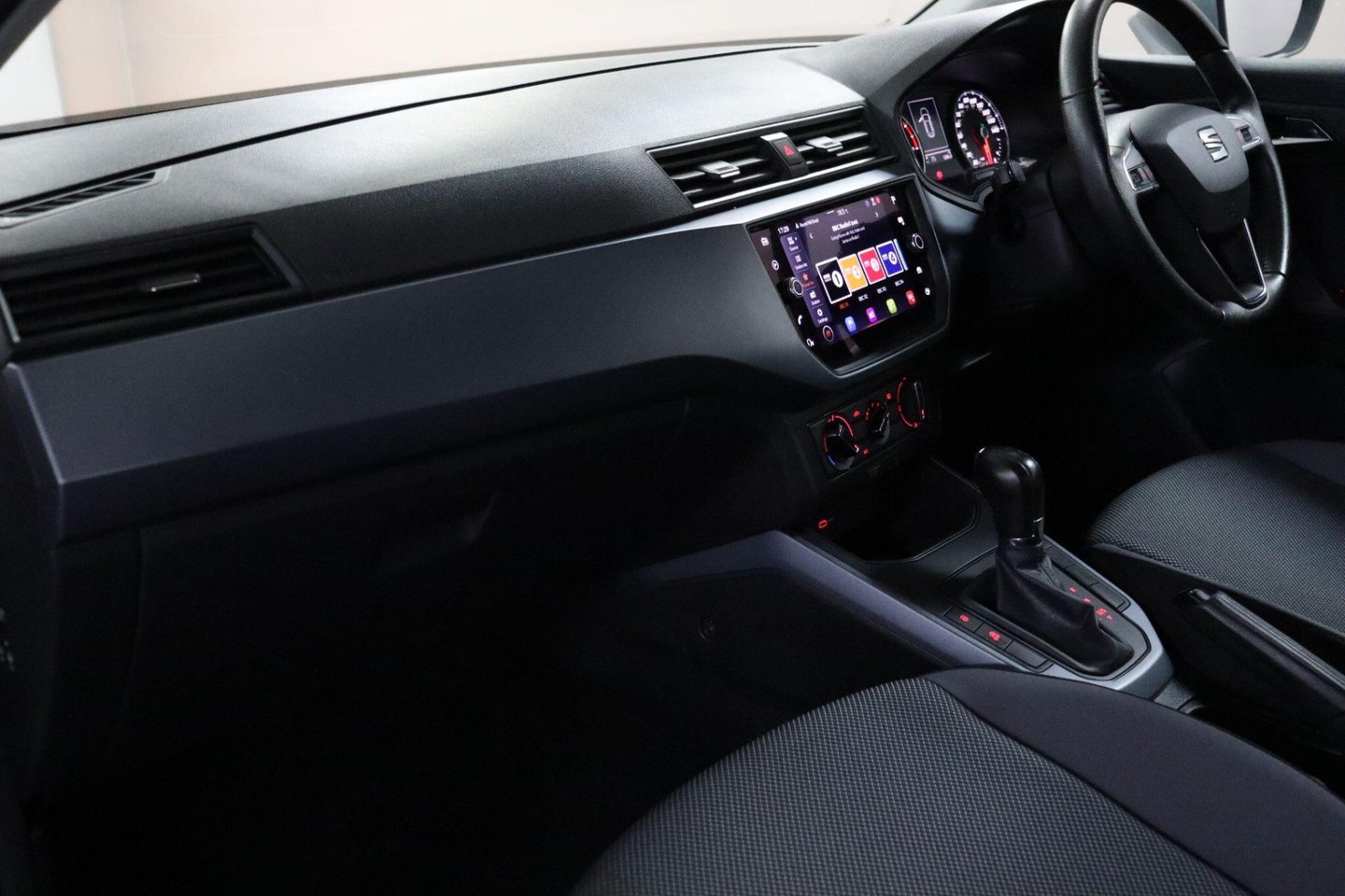 2021 SEAT Arona — image 30