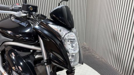 Kawasaki Er ER6 N 2010 ONLY 17K FULL LUGGAGE MOT SEPTEMBER 2027 650CC 45