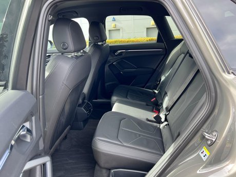 Audi Q3 1.5 TFSI CoD 35 S line S Tronic Euro 6 (s/s) 5dr 34