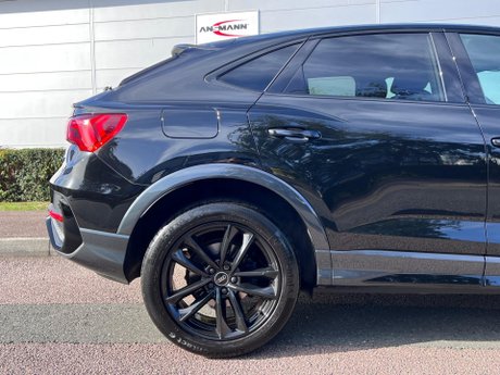 Audi Q3 1.5 TFSI CoD 35 Black Edition Sportback 5dr Petrol S Tronic Euro 6 (s/s) (1 38
