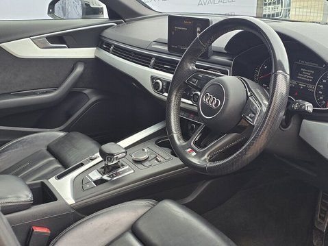 Audi A4 AVANT TDI S LINE 13