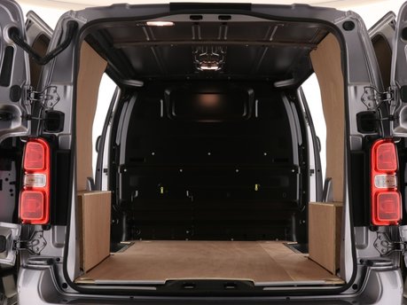 Citroen Dispatch M 1200 2.0 BlueHDi 180 Van Driver EAT8 5
