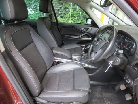 Vauxhall Zafira ELITE NAV 10