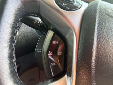 Ford Transit Connect 1.5 Transit Connect 250 Limited EcoBlue 77