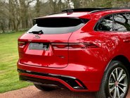 Jaguar F-Pace R-DYNAMIC BLACK 46