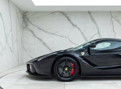 Ferrari LaFerrari 24
