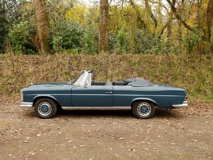 Mercedes-Benz W111 280SE Cabriolet 5