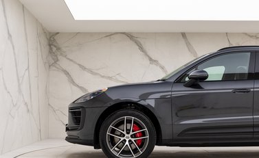 Porsche Macan S 23