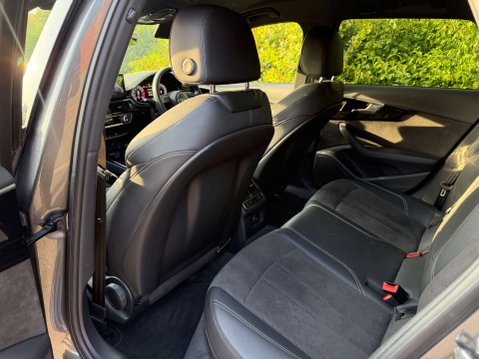 Audi A4 2.0 TFSI 40 Black Edition Estate 5dr Petrol S Tronic Euro 6 (s/s) (190 ps) 29
