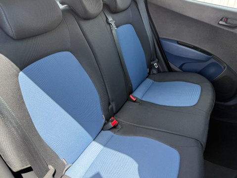 Hyundai i10 SE AUTOMATIC 21